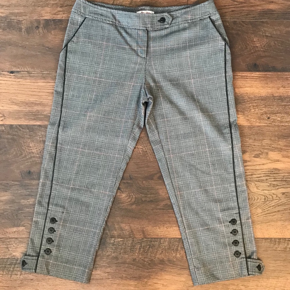 Patterned Crop Pants